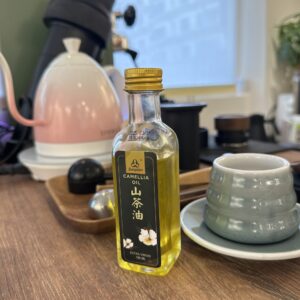 有機冷壓山茶花籽油 100ml | 天然抗氧食油 - 十一悦